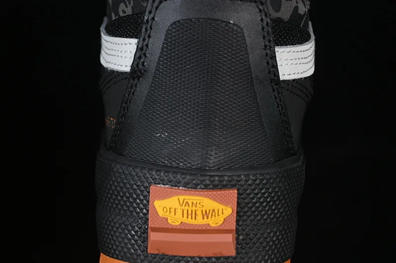 All categories Vans Vans series Vans Hi Vans high-top Vans Sk8-Hi Gore Te Outdoor adventure series round-toe lace-up high-top outdoor functional casual shoes VN0A5I1110K